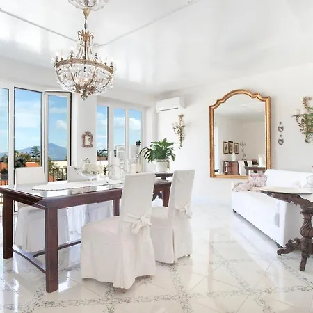 Maison Du Tasso Apartment